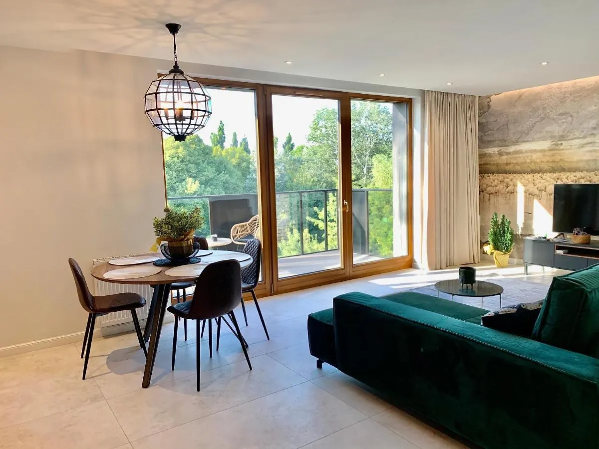 Baltic Riviera Apartments - Garden Sanctuary Retreat Gdansk