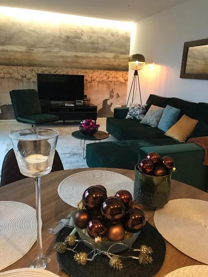Baltic Riviera Apartments - Garden Sanctuary Retreat Gdansk Poland